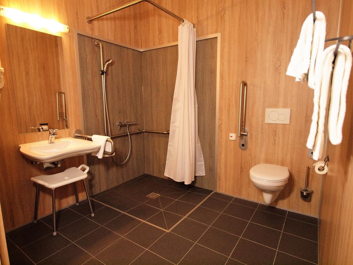 Hotel Traumfabrik Buettelborn Екстер'єр фото